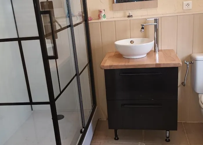 Des Trois Pommes Dom wakacyjny Mauleon