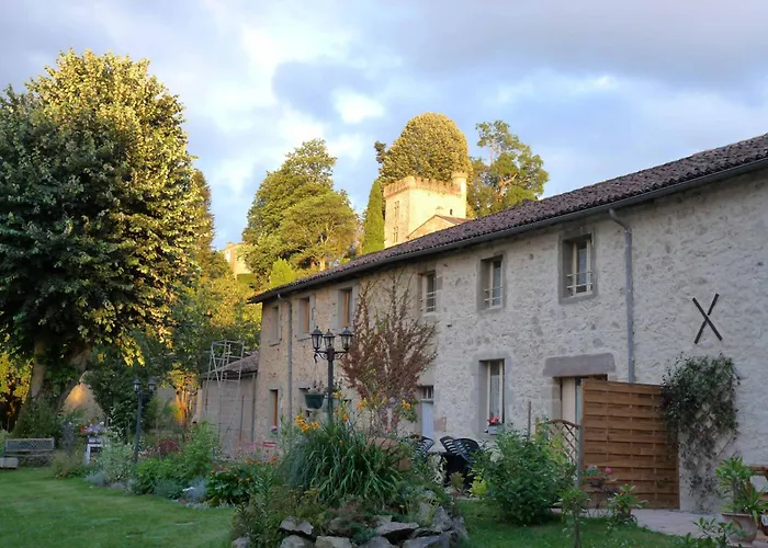 Dom wakacyjny Des Trois Pommes Mauleon